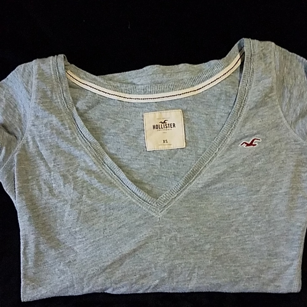 Hollister tshirt